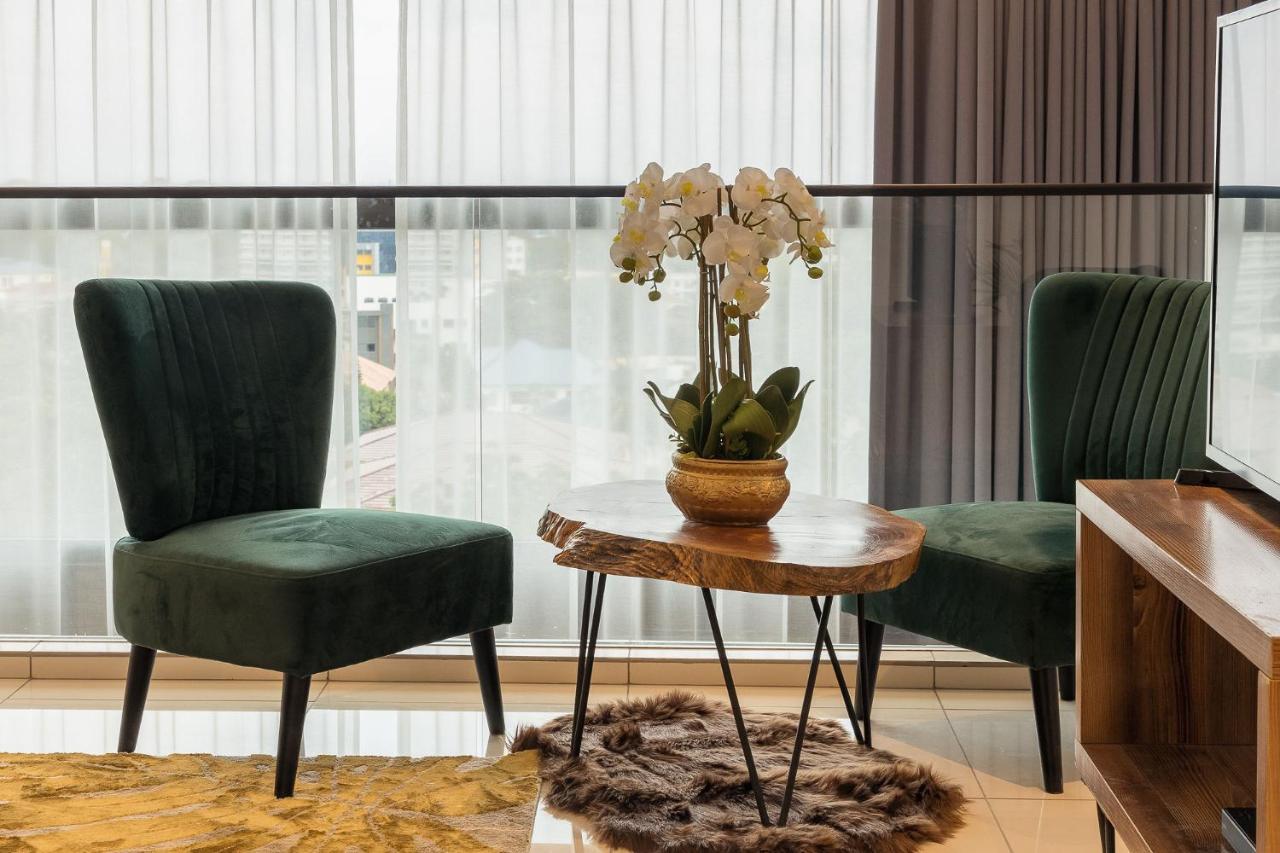 The Avery Loft At Embassy Gardens, Cantonments 아크라 외부 사진